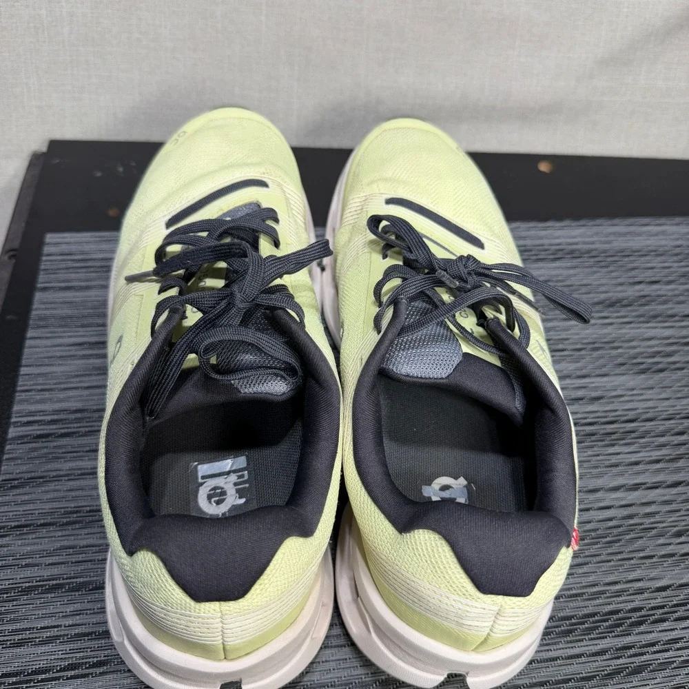 On Running Cloud Cloudgo Shoes - Mens 8.5 - Lime Yellow 55.98091 Athletic